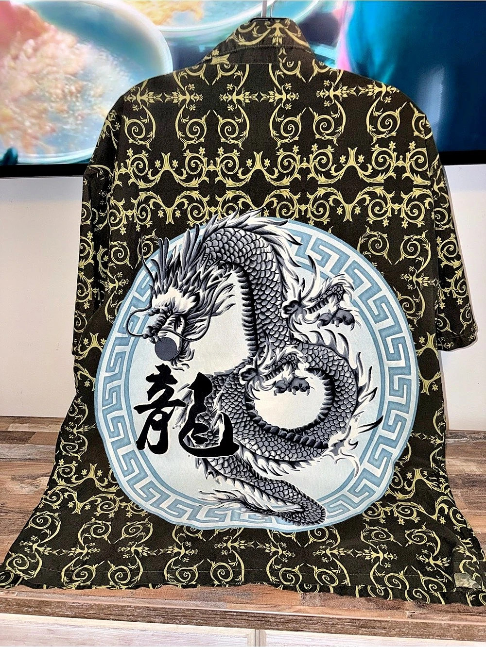 Vintage Y2K Relic Dragon Print Short Sleeve Shirt Size Large - Picture 2 of 4
